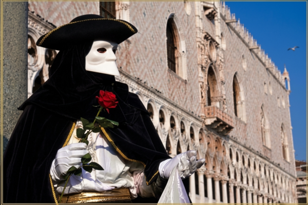 On the traces of Casanova