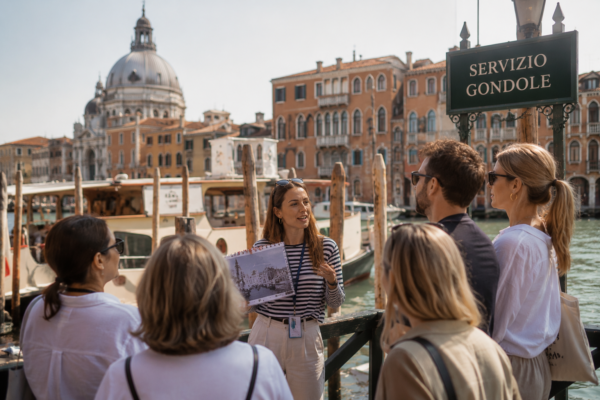Private Free Walk in Venice — Food, Stories & Hidden Corners